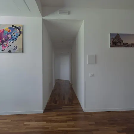 게스트하우스 Marconi House 메스트레