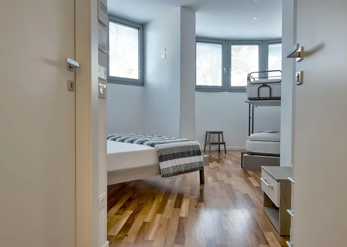 Marconi House Konukevi 3*