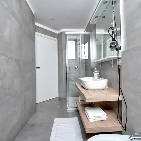 Pensionat Marconi House 3*