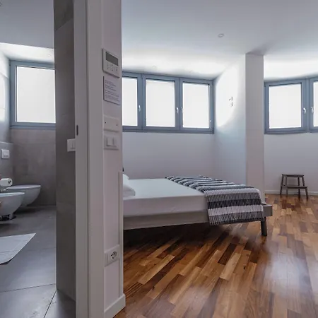 Marconi House Guest house Mestre