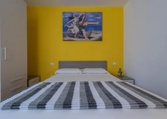 Marconi House Гостевой дом 3*