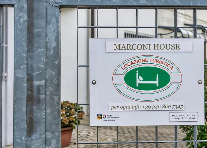 Marconi House 3* ميستر