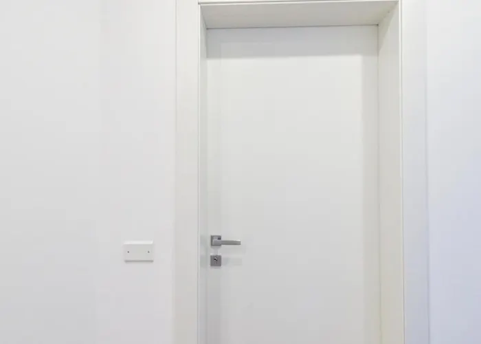 Гостевой дом Marconi House 3*