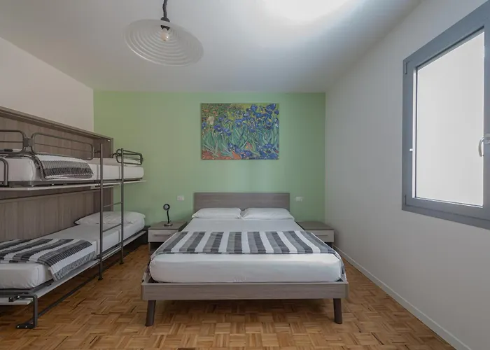 Гостевой дом Marconi House