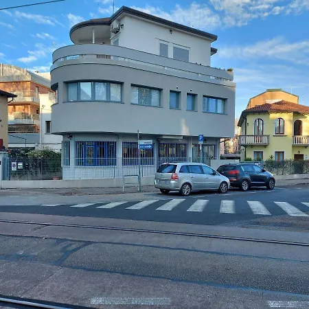 Guest house Marconi House 3*