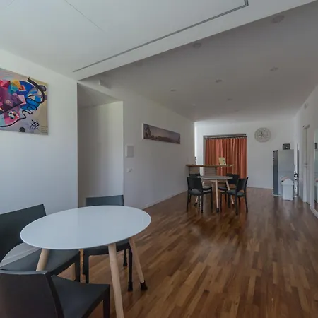 Guest house Marconi House 3*